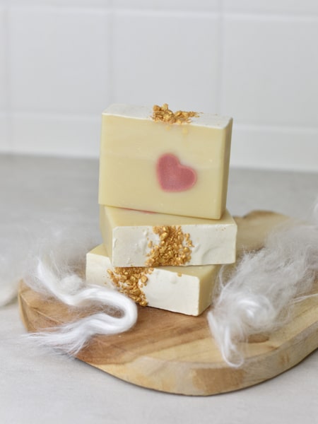 Mydło jedwabne - Kostka Mydła - ręcznie robione kosmetyki naturalne