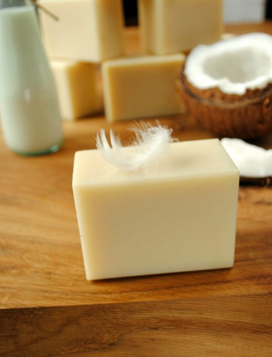Mydło z mlekiem kokosowym naturalne ręcznie robione